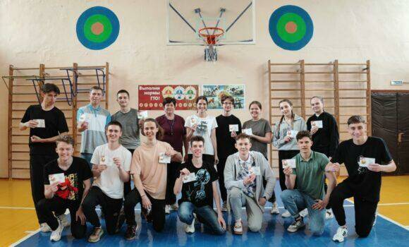В Бобровской школе наградили лучших в ГТО.