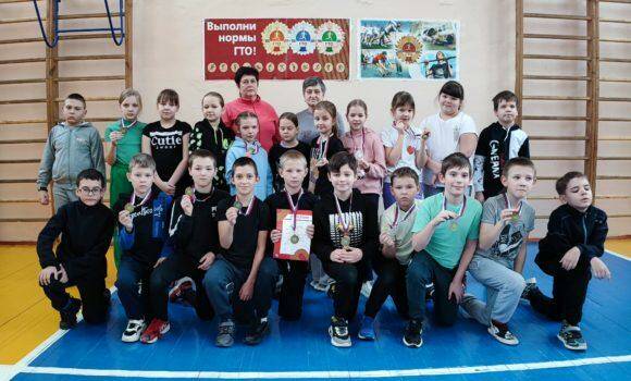 В Боброве наградили призеров Фестиваля «Лучший класс ГТО». В Боброве наградили призеров Фестиваля «Лучший класс ГТО».